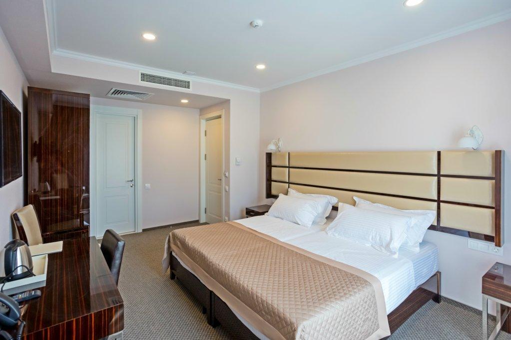 Hotel Genio Tbilisi Ngoại thất bức ảnh