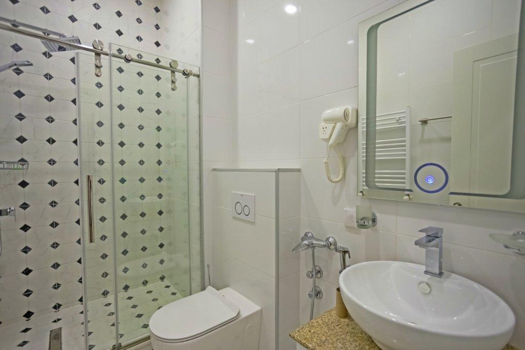 Hotel Genio Tbilisi Ngoại thất bức ảnh