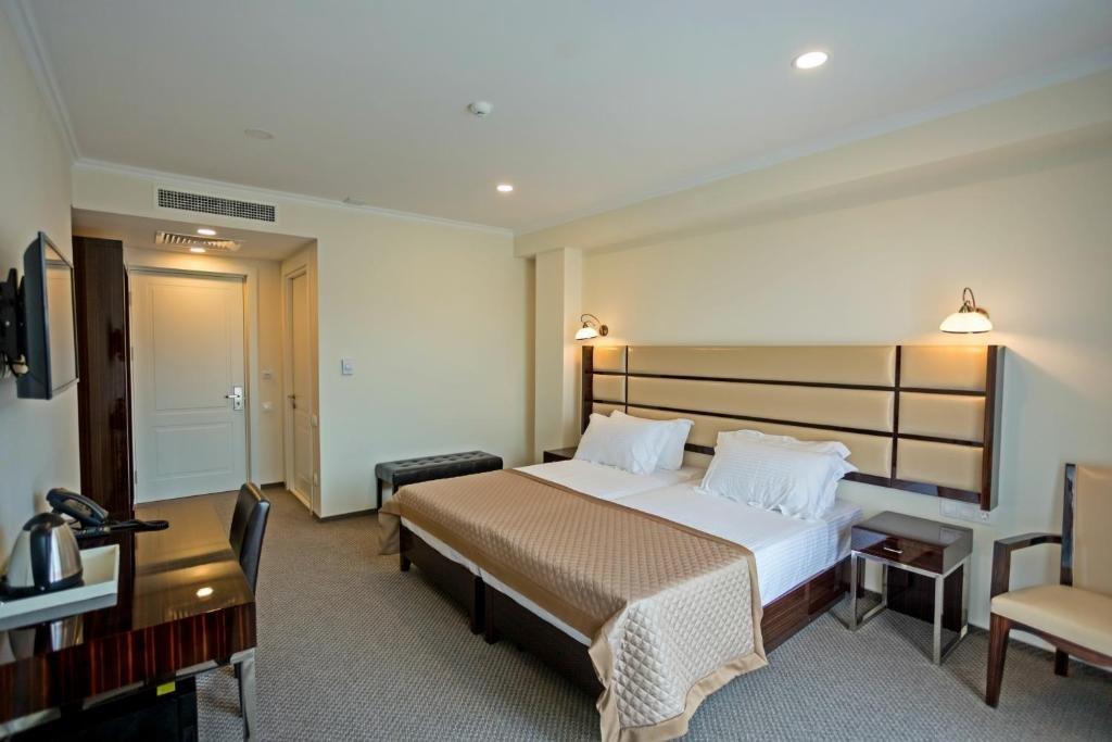 Hotel Genio Tbilisi Ngoại thất bức ảnh