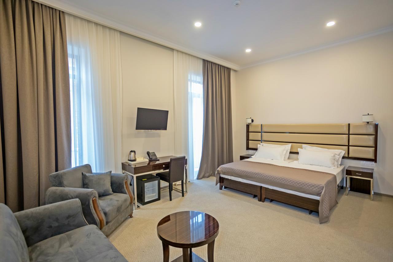Hotel Genio Tbilisi Ngoại thất bức ảnh